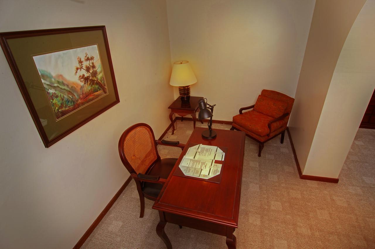 Hotel Socialtel Quito Zewnętrze zdjęcie