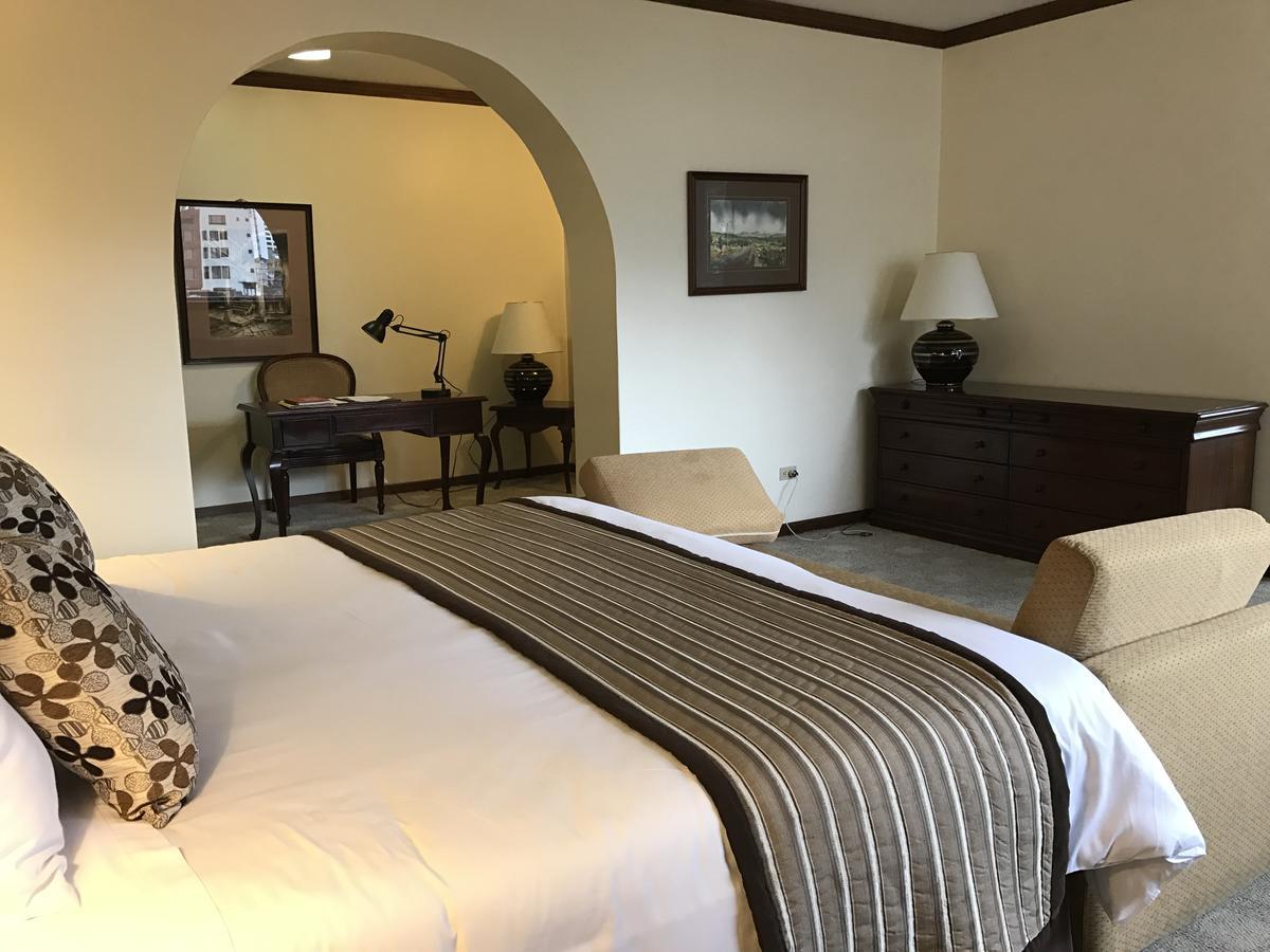 Hotel Socialtel Quito Zewnętrze zdjęcie